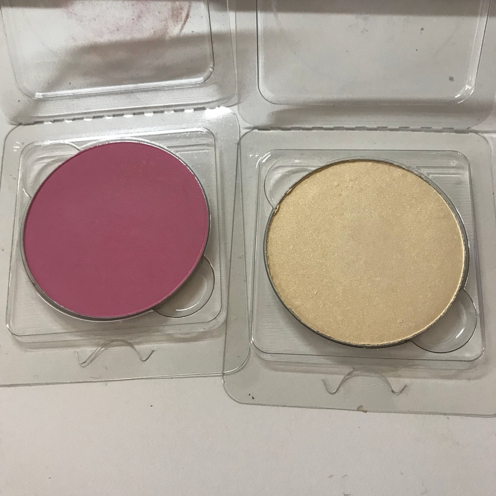 Colourpop Ruffle my feathers & Noodle